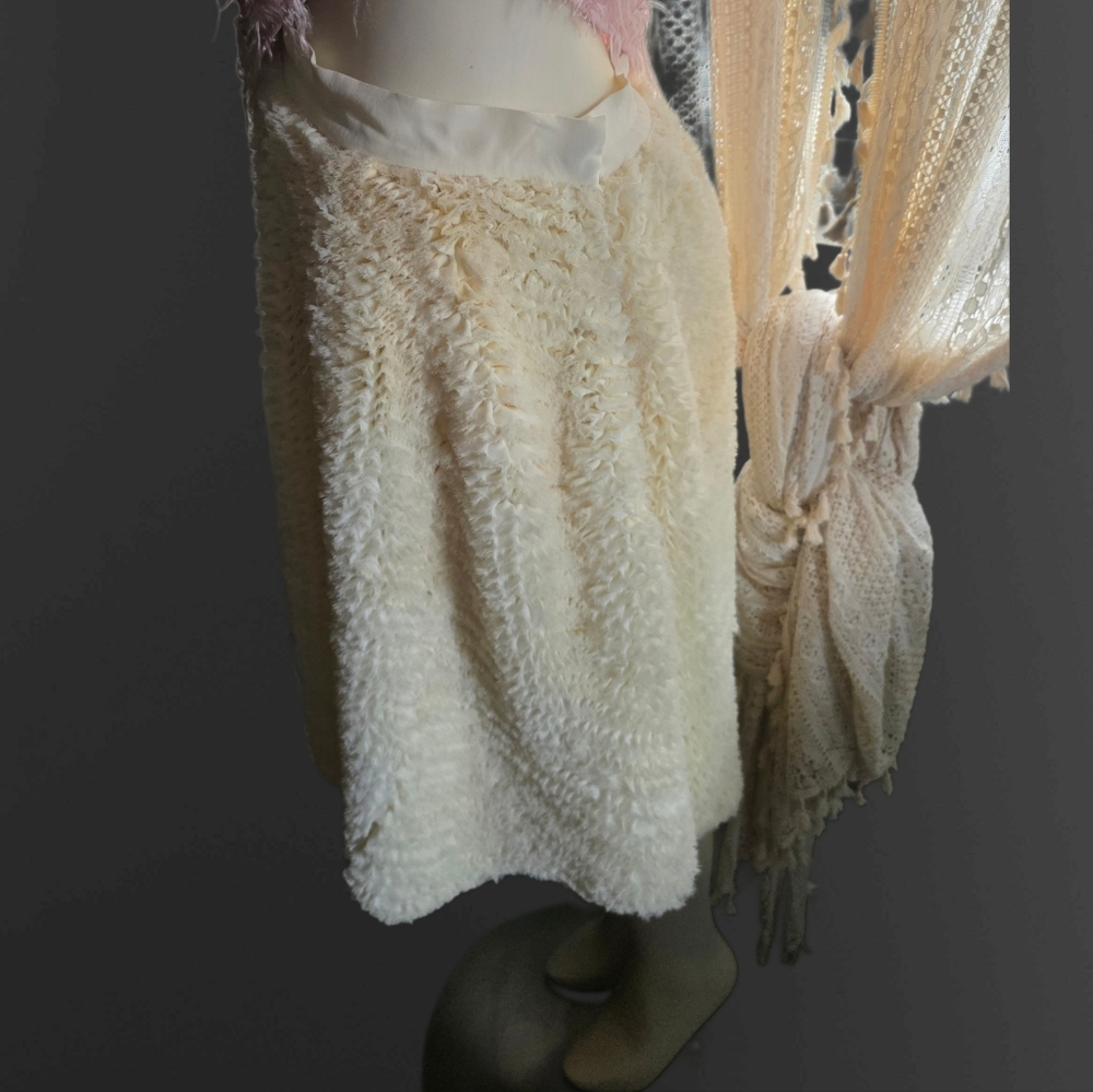H&M Cream Textured Fringe Midi Skirt Elastic Waist Size 10 Coquette Balletcore - Picture 5 of 7